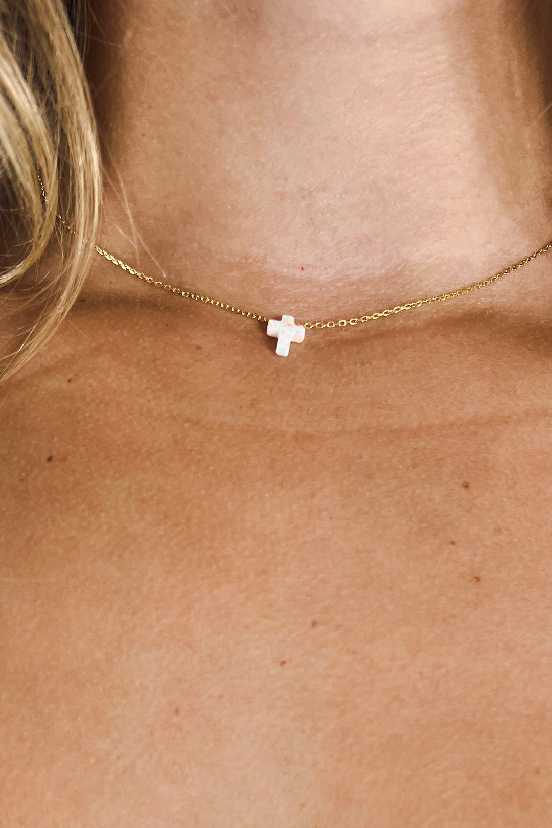 Dainty Cross Necklace